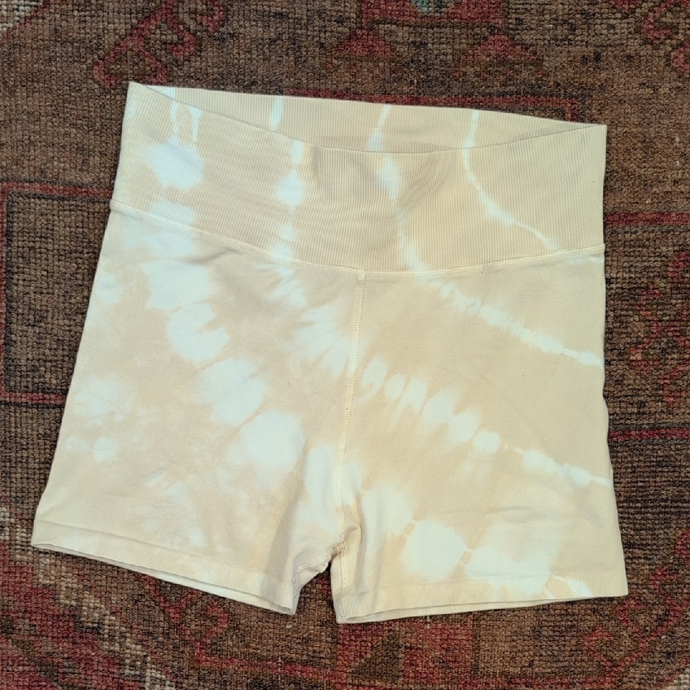 Aerie Cream Tie-Dye Bike Shorts